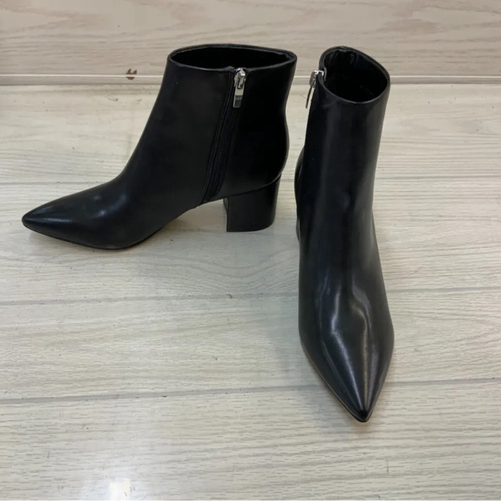 Marc Fisher Jelly Ankle Boots, Women's Size 8 M, Black Leather